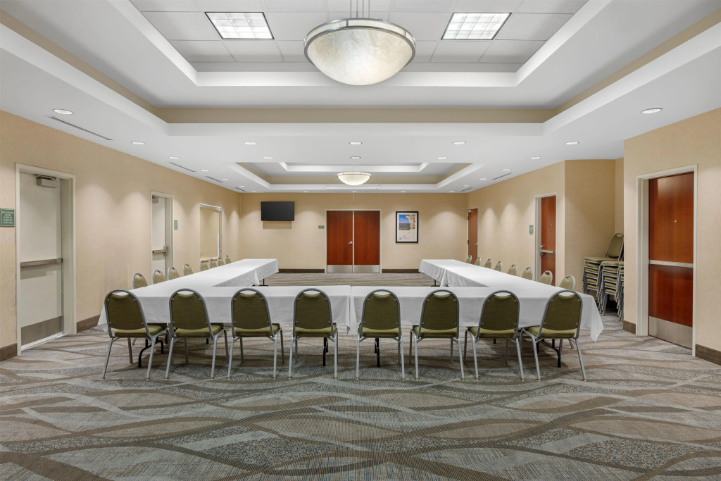 Best Western PLUS Fossil Country Inn & Suites