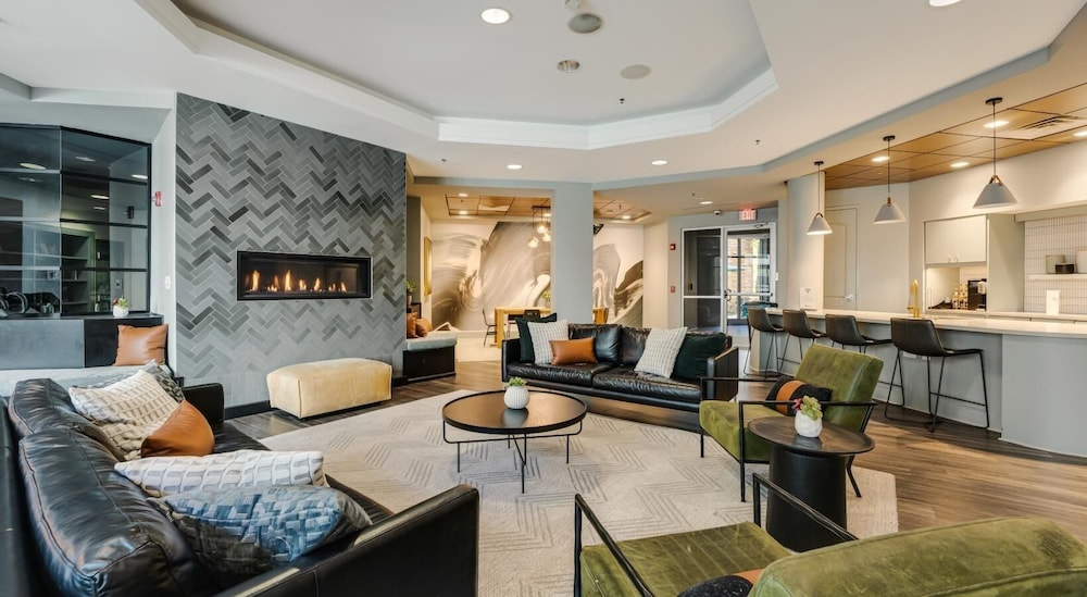 Landing Apartments Raleigh - North Hills