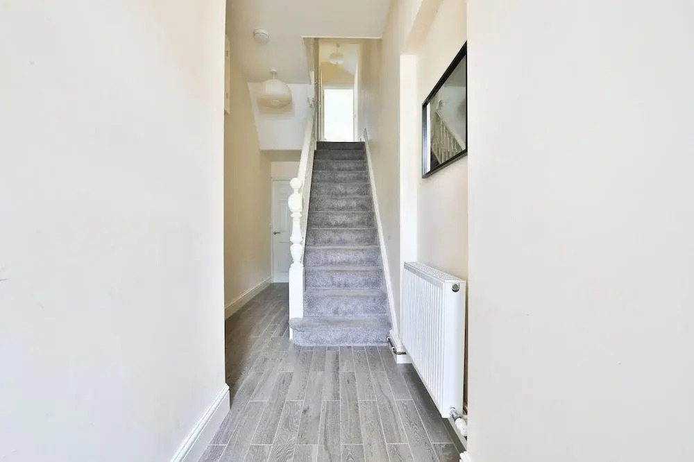 Tranquil 3-bed Home in Cardiff