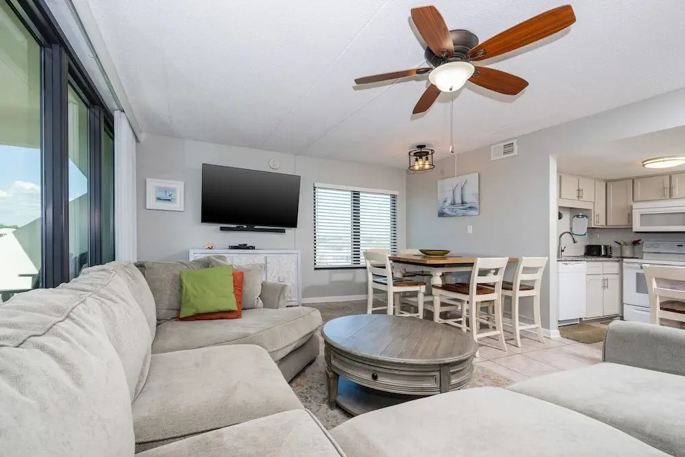 Island Winds East 311 3 Bedroom Condo