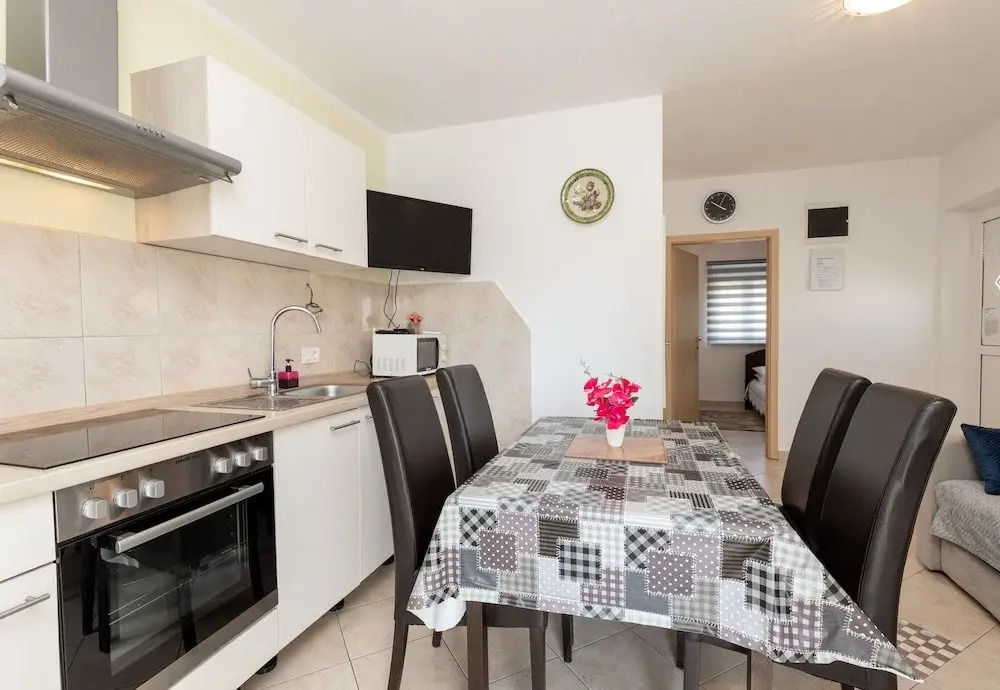 Cozy Apartment Paklenica 1