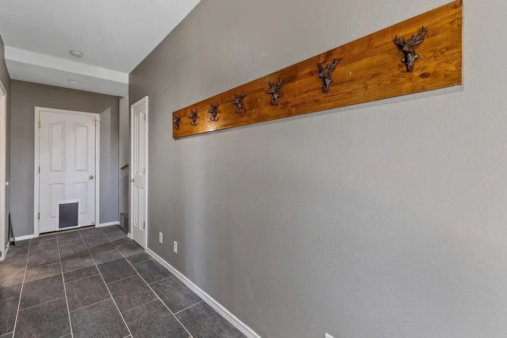 Sinagua Heights Flagstaff 4 Bedroom Home by RedAwning