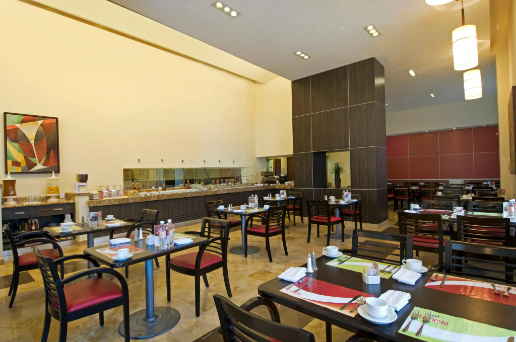 Fiesta Inn Express Ciudad Obregón