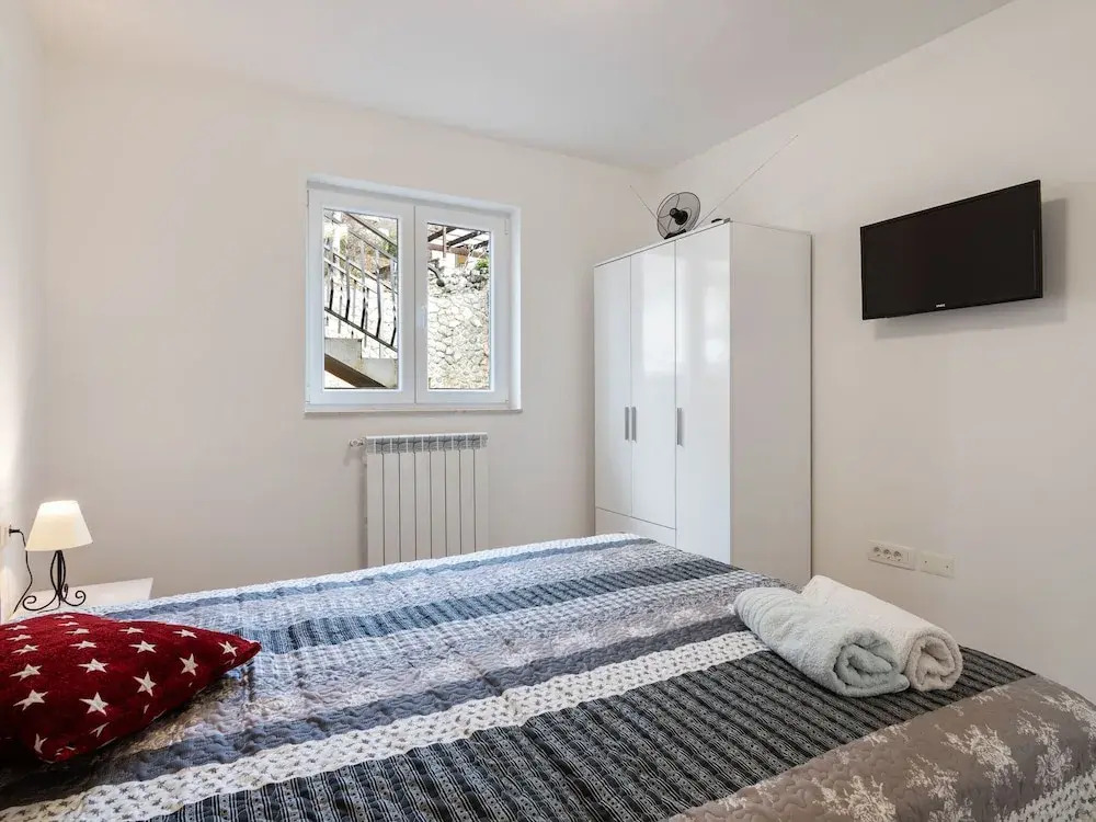 Lovely Apartment in Veprinac With Private Terrace