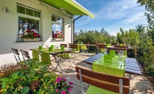 Apfelblüte bed & breakfast 8 km vom Bodensee