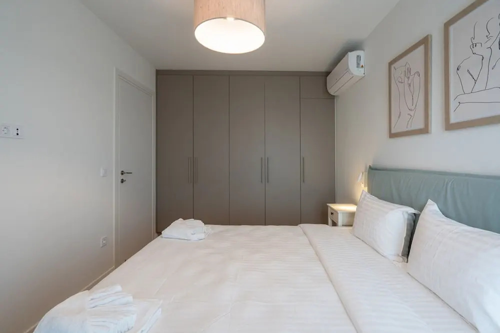 LIV Athinum 1 - Luxury Apartment 4B