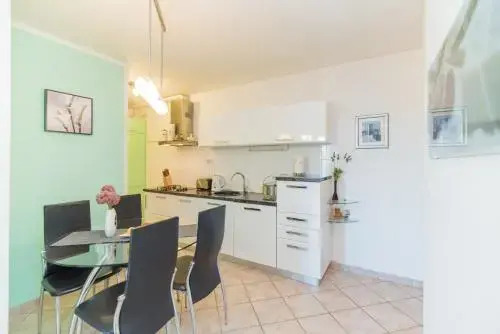 Apartment Eden