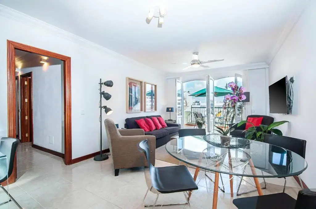 Rooms & Suites Terrace 4C
