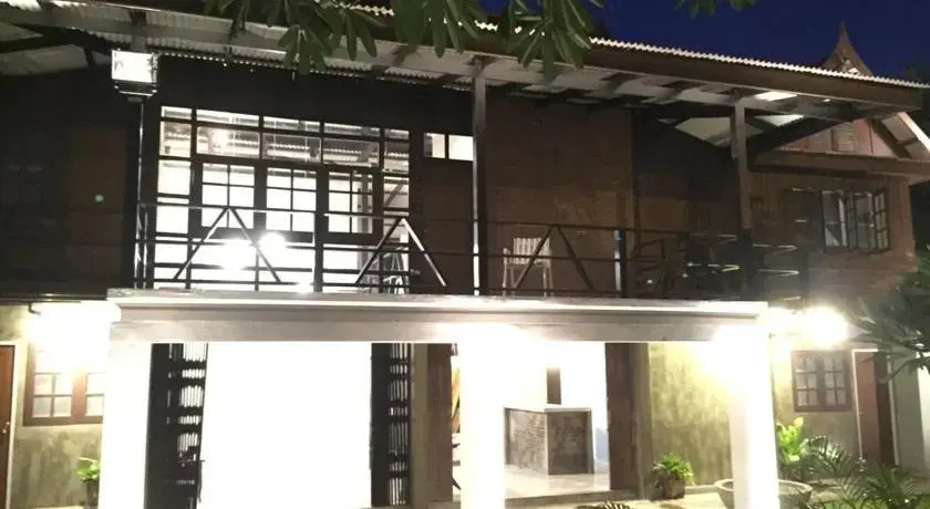 Baan Suan Guest House