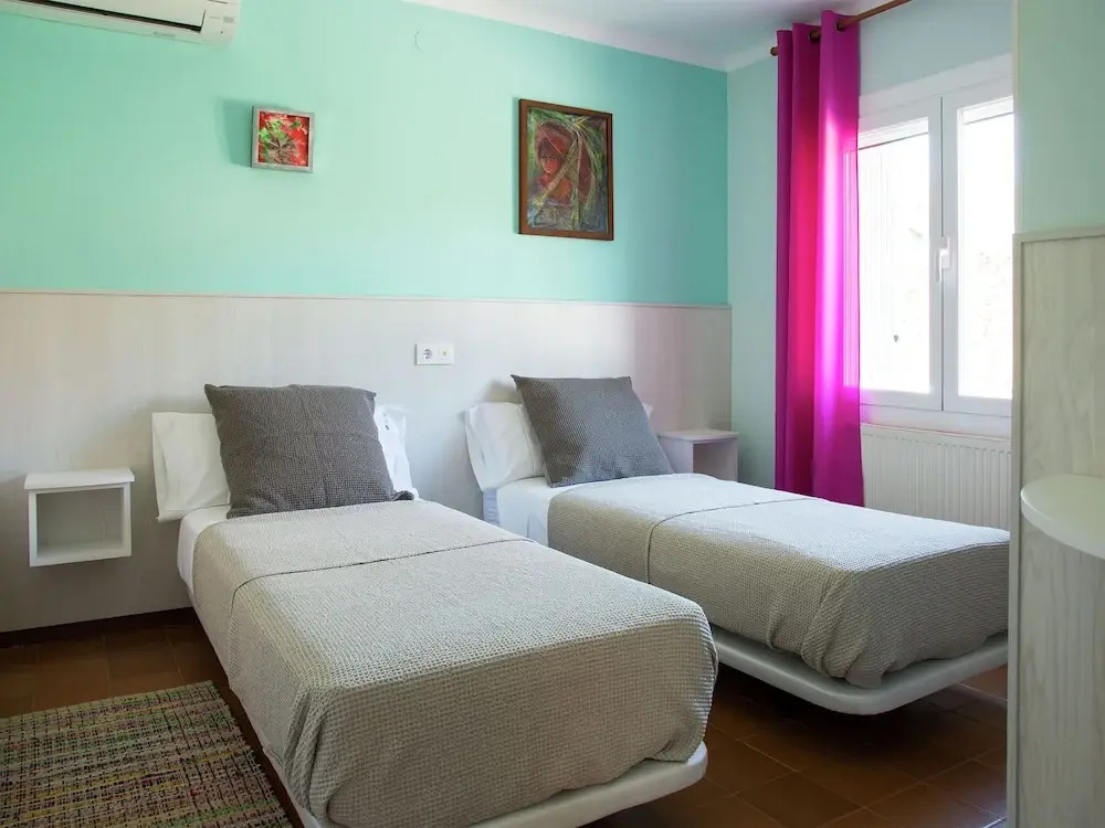 Cozy Holiday Home in Torroella de Montgrí With Swimming Pool