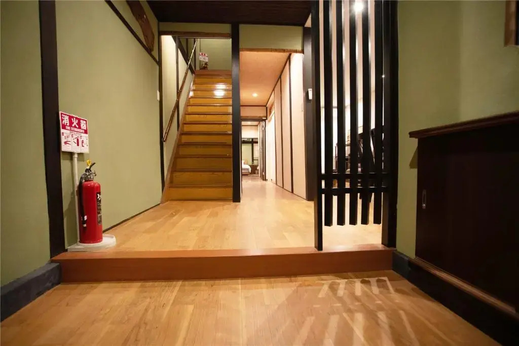 Shirakabanoyado - MUTSUKI, 白樺の宿 睦月, Japanese House with Garden, 3BR 3Bathrooms