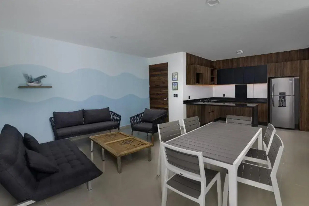 Angelina 28 Beachfront and Family Apartments - Modern and Relaxing Long Stays - 20 min from Cancun Airport