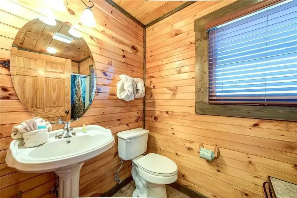 Celebration Lodge 4 Bedroom Home with Hot Tub
