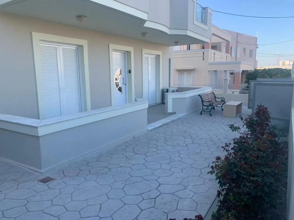 Kos Suite Home