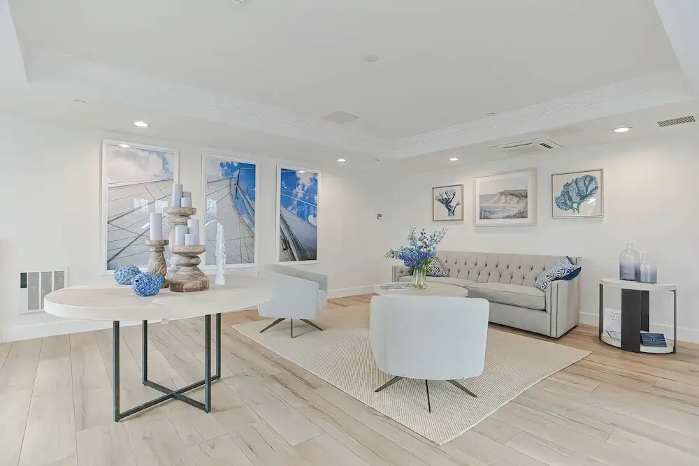 Thomas Sea Suites at Harbourtown