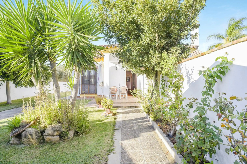 Chalet Villanueva - Sólo Familias