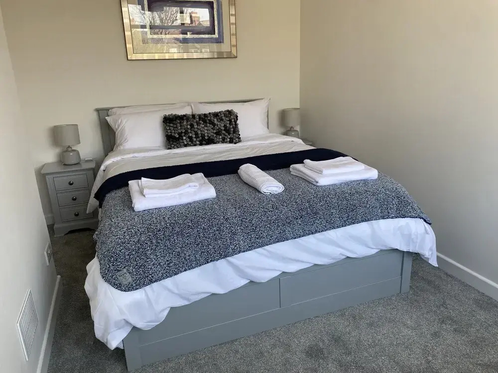 Worthing Beach 180 - 2 bed Seafront With Parking