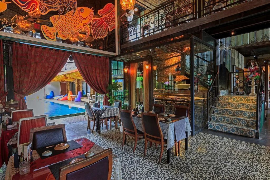 Sama Sama Suites and Restaurant