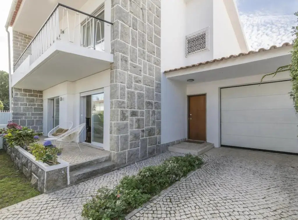 Lovely villa with 3 bedrooms and swimming pool