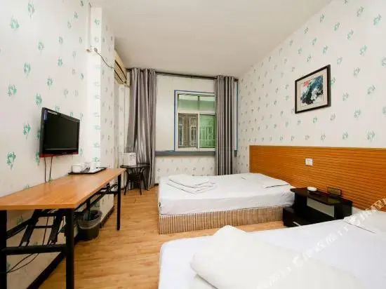 Duoruijie Hotel
