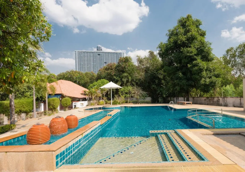 Starlight Sky Villa Pattaya