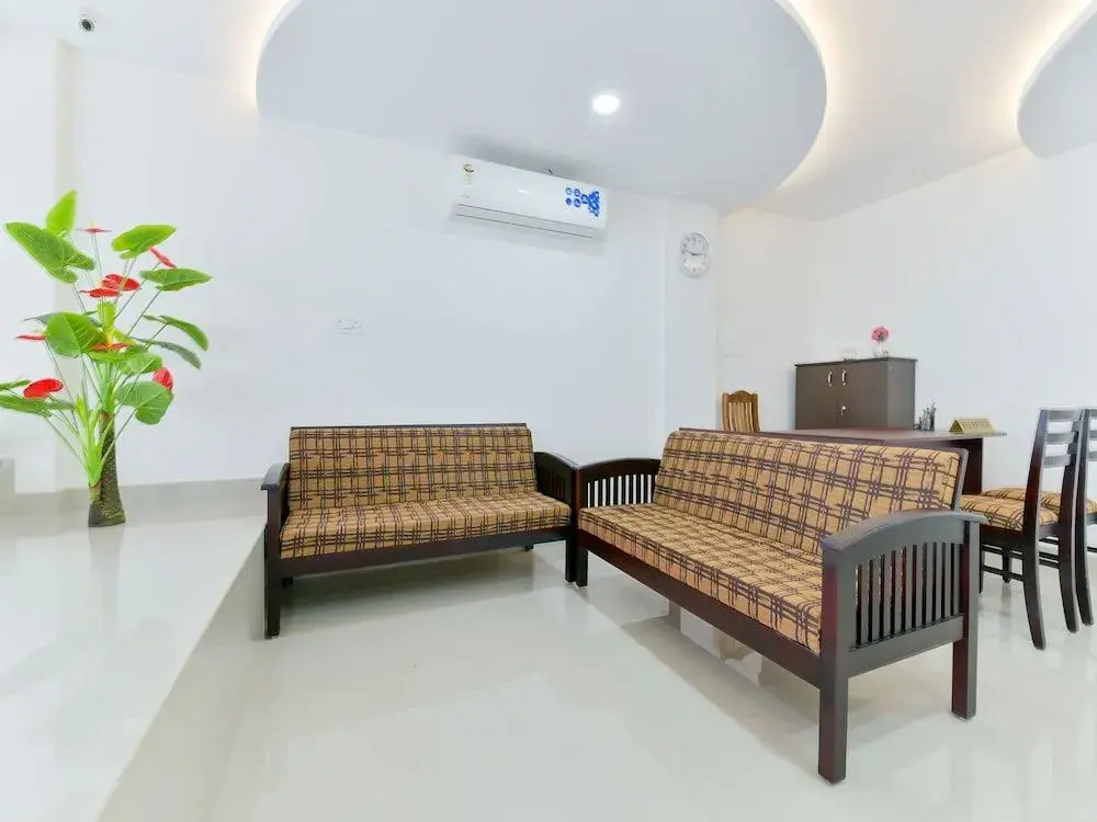 OYO 14865 Home Modern 2BHK Kochi Airport