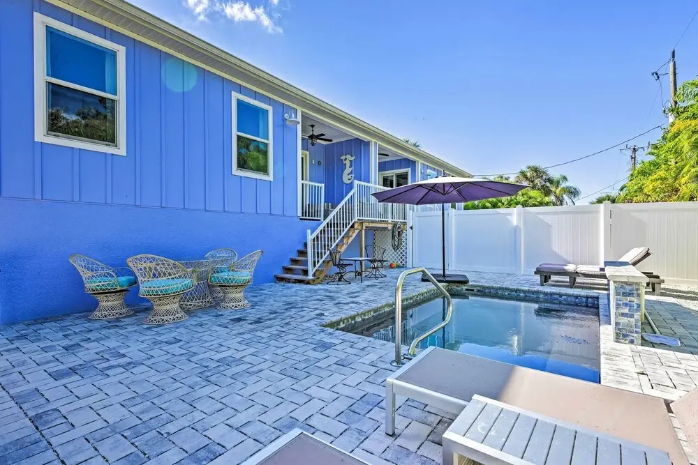 'chic on the Beach': Anna Maria Island Escape!