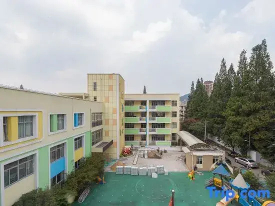 Kaiwang Hotel (Nanjing Mingguo Subway Station Military General Hospital)