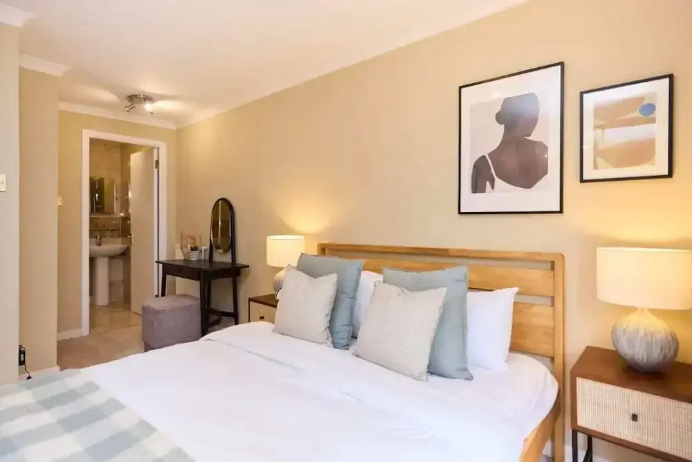 The Brompton Park Escape Bright 2bdr Flat With Patio Access