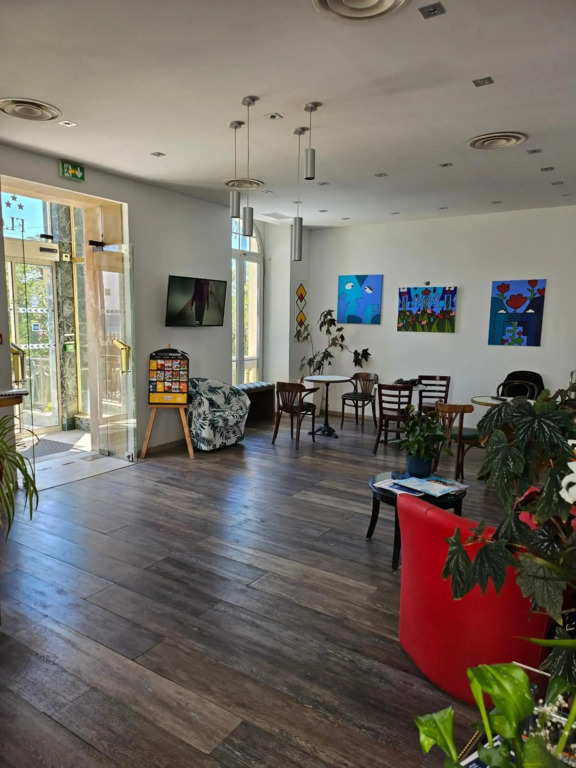Hotel Flots dAzur Promenade des Anglais
