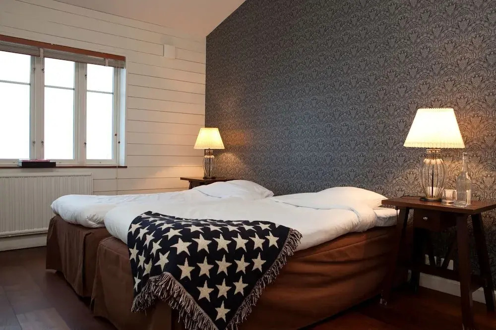 The Lodge