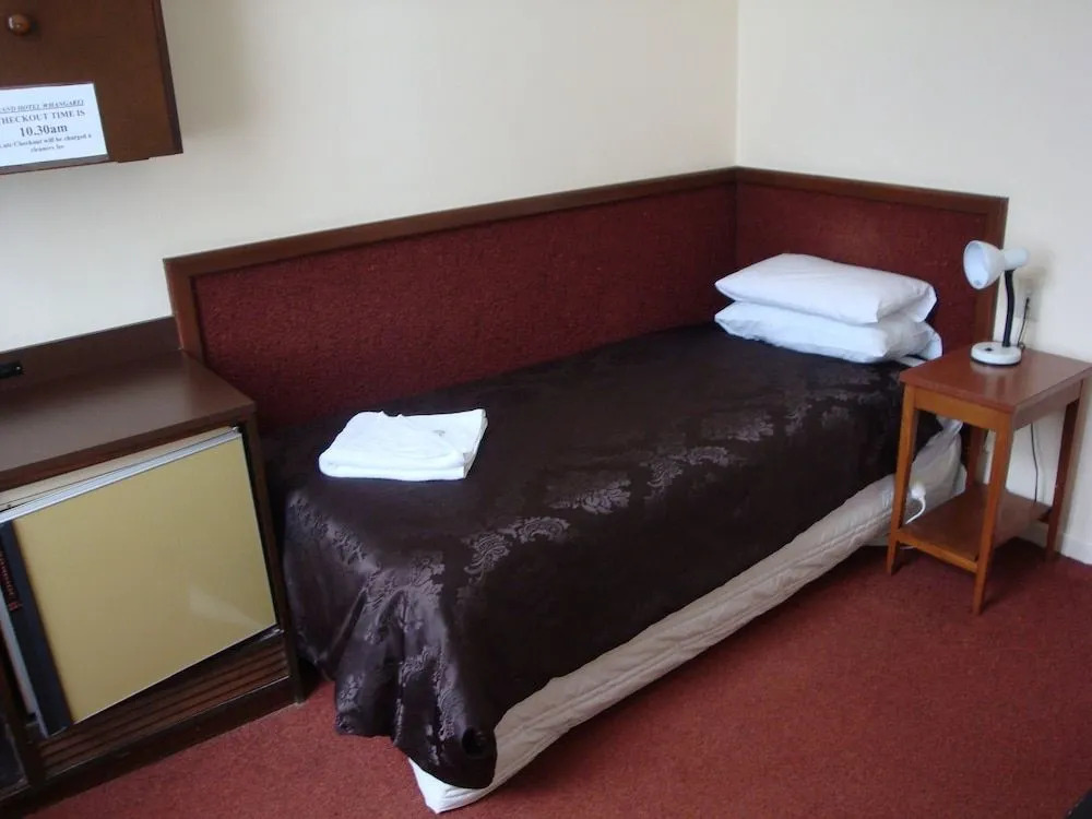 Grand Hotel - Whangarei