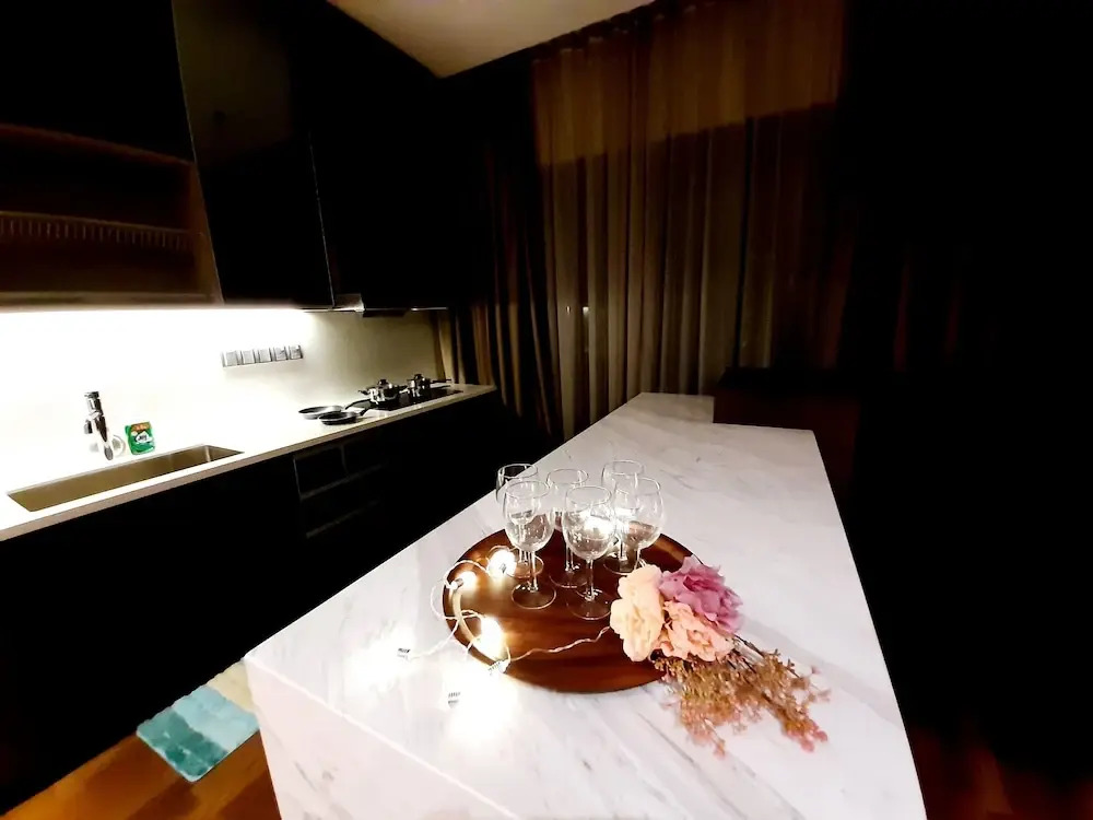 Geo38 Premier Suites by Rapi Stay