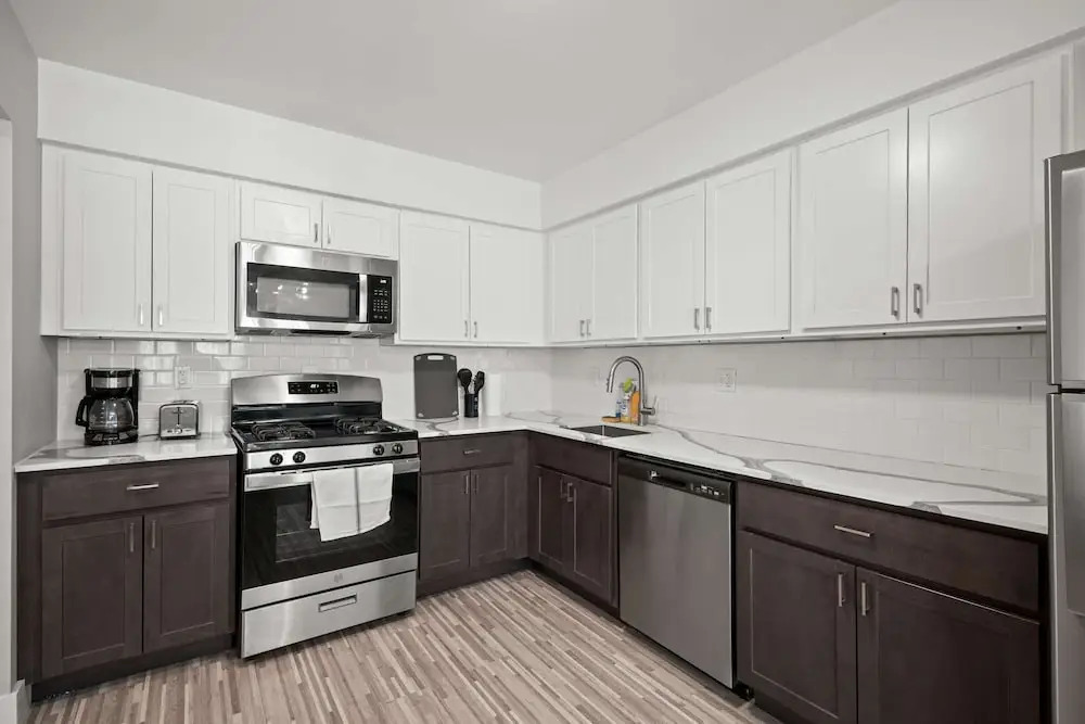 A Unique 2BR 2BA Stay