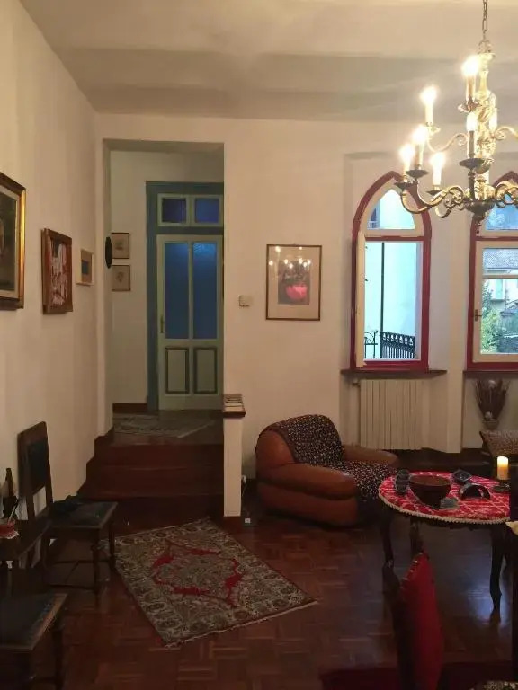 Lalla's Central Apartment