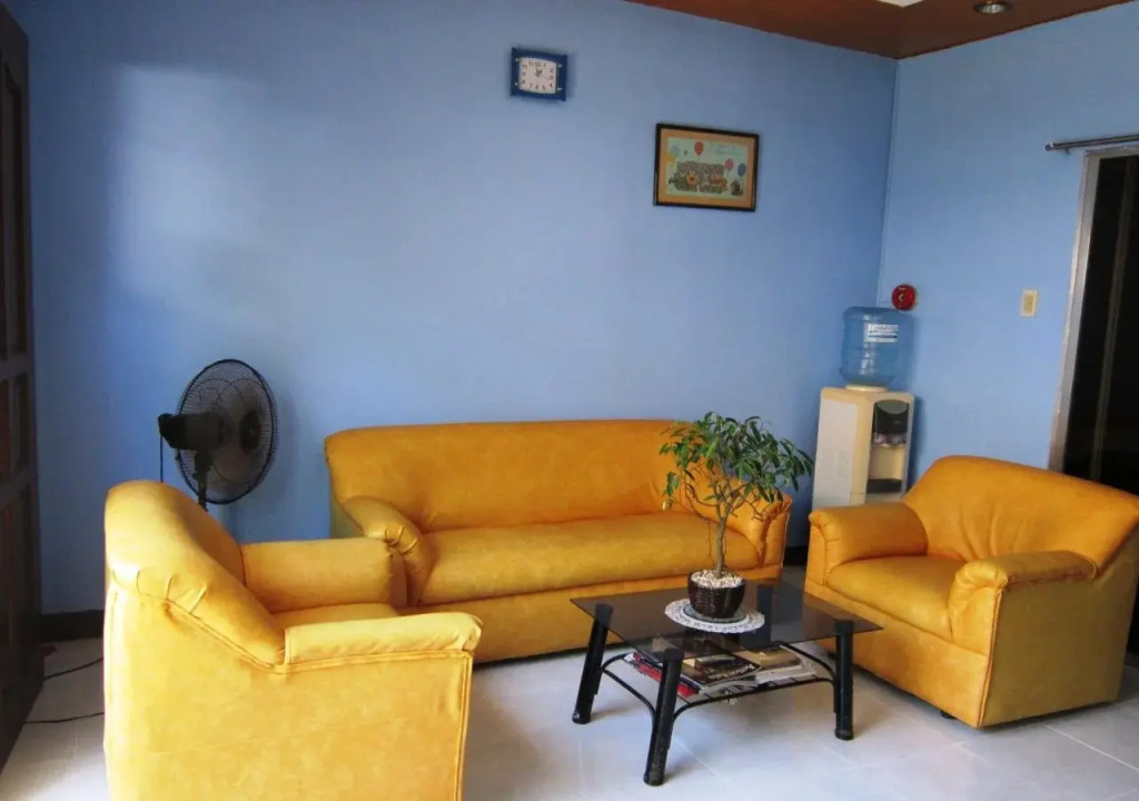 Liraz Ville Pension House