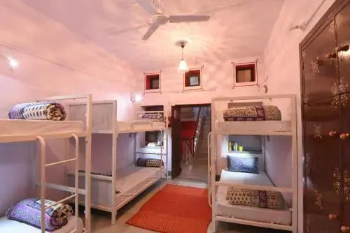 Hostel Raahi