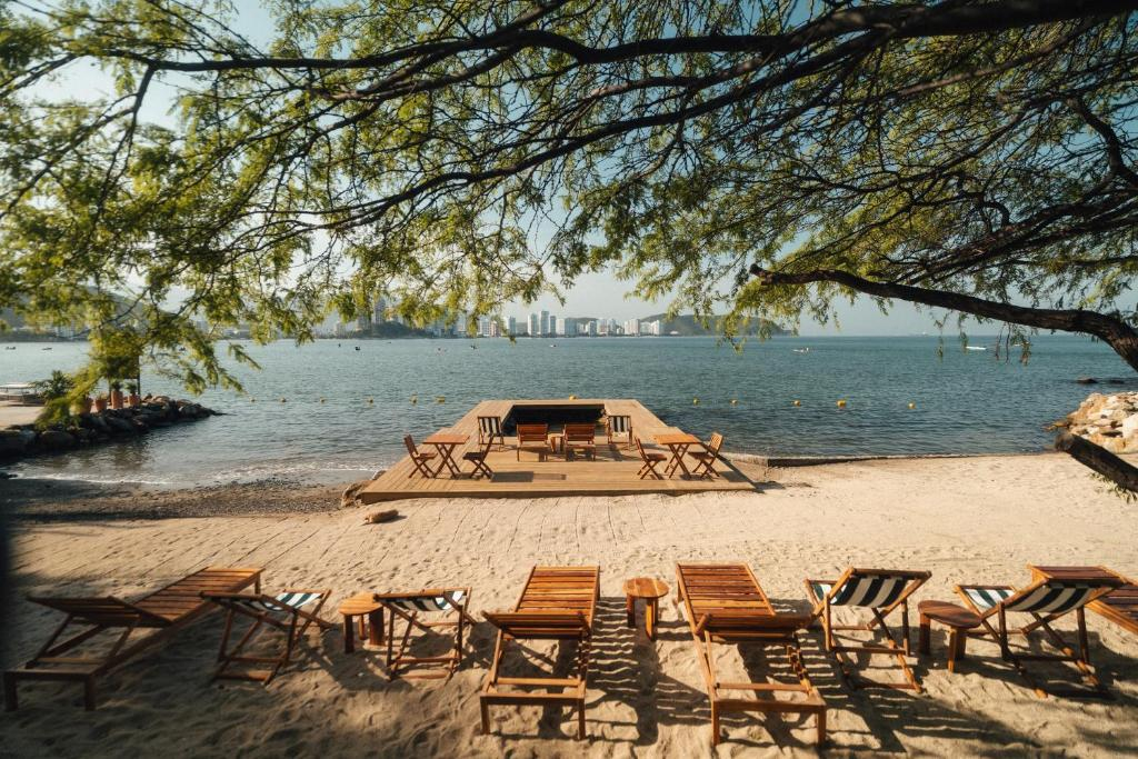 Perla Roca Hotel Boutique - Beach Front