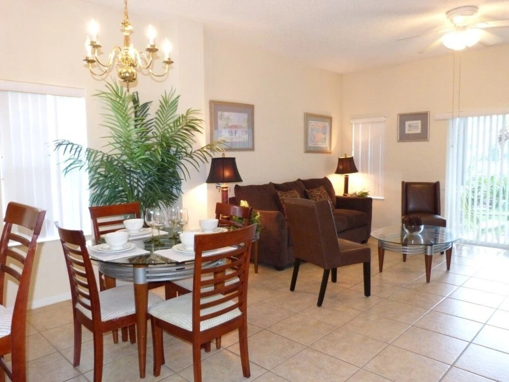EI033OR - 3 bed townhouse close to Disney