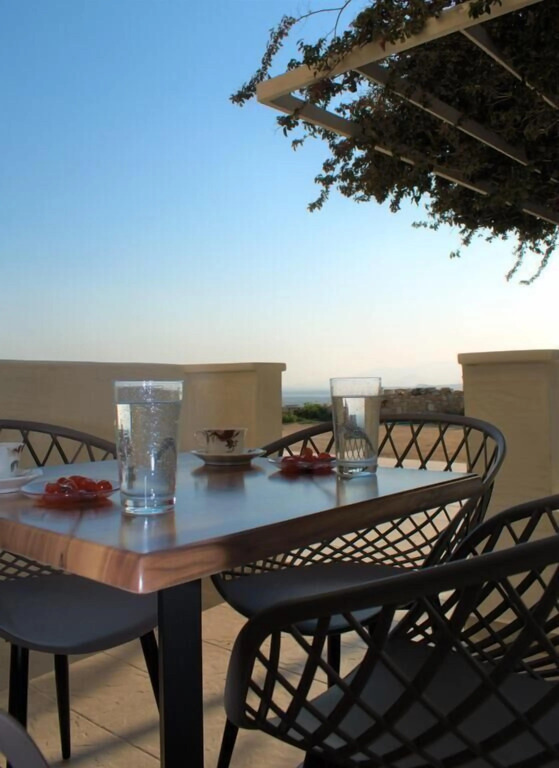 Alta Vista Apartments