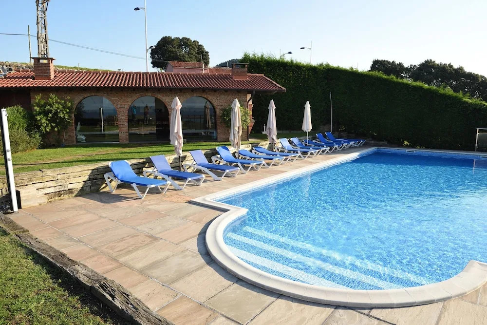 Apartment With 2 Bedrooms in Mogro, With Wonderful sea View, Private Pool, Enclosed Garden