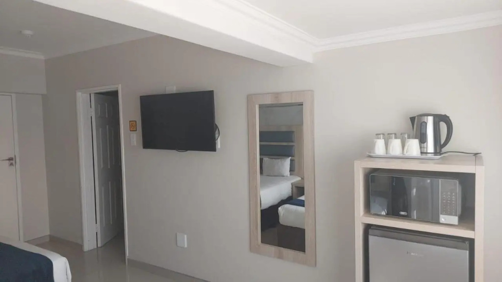 Quartz 108 (Pty) Ltd T/A Bayside Taj Hotel