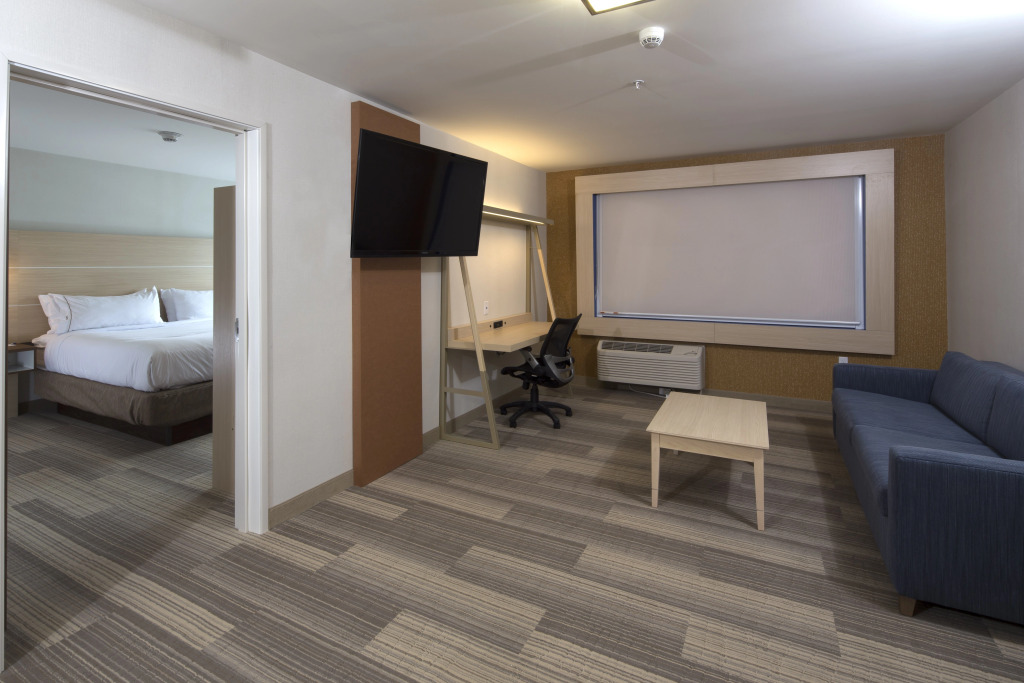Holiday Inn Express & Suites Monroe by IHG