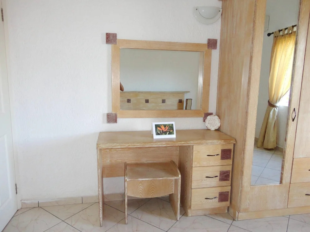 Apartment With 3 Bedrooms in Flic en Flac, With Wonderful sea View, Po