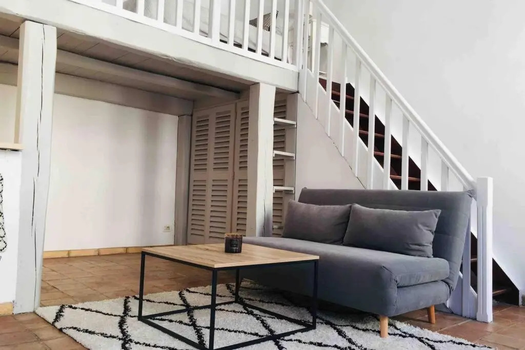 Duplex Rue Montaigne, 200m Palais des festivals