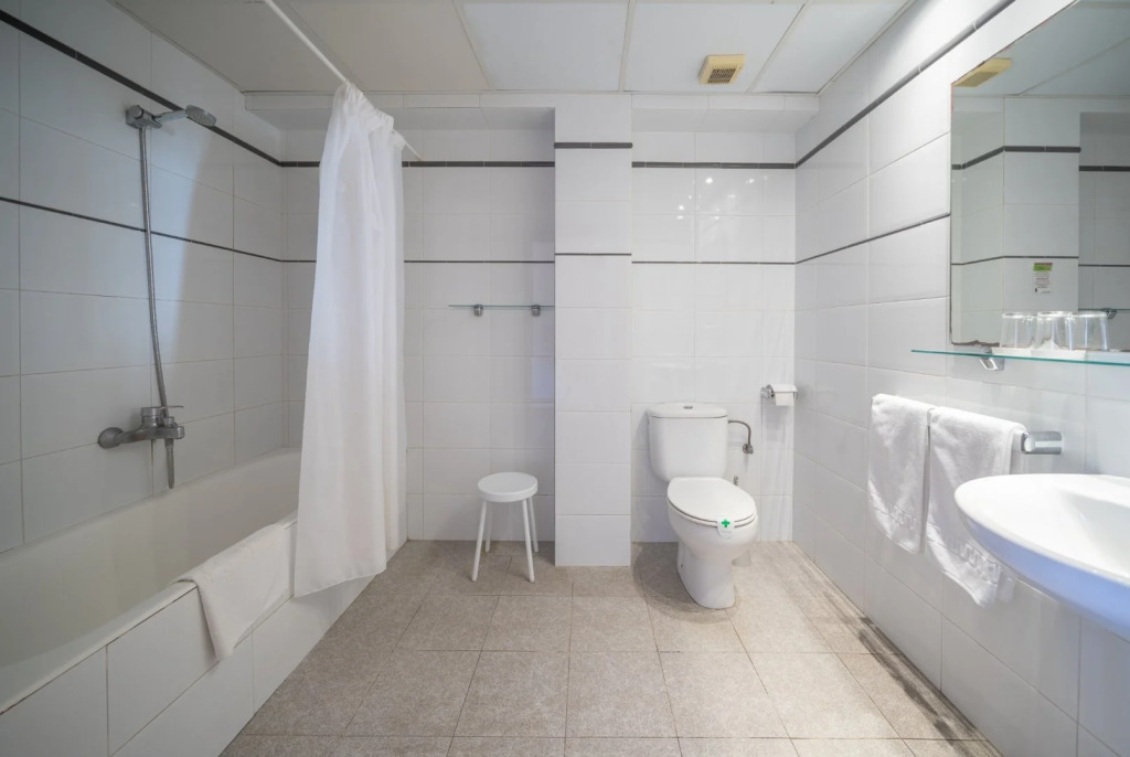 Hotel Medes II