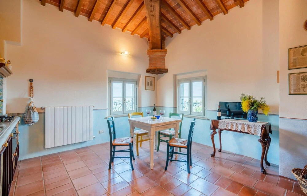 Beautiful Apartment in Lari With 2 Bedrooms, Wifi and Outdoor Swimming Pool