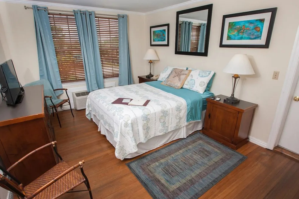 Seminole Inn