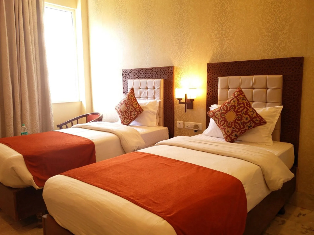 Hotel Surya, Kaiser Palace