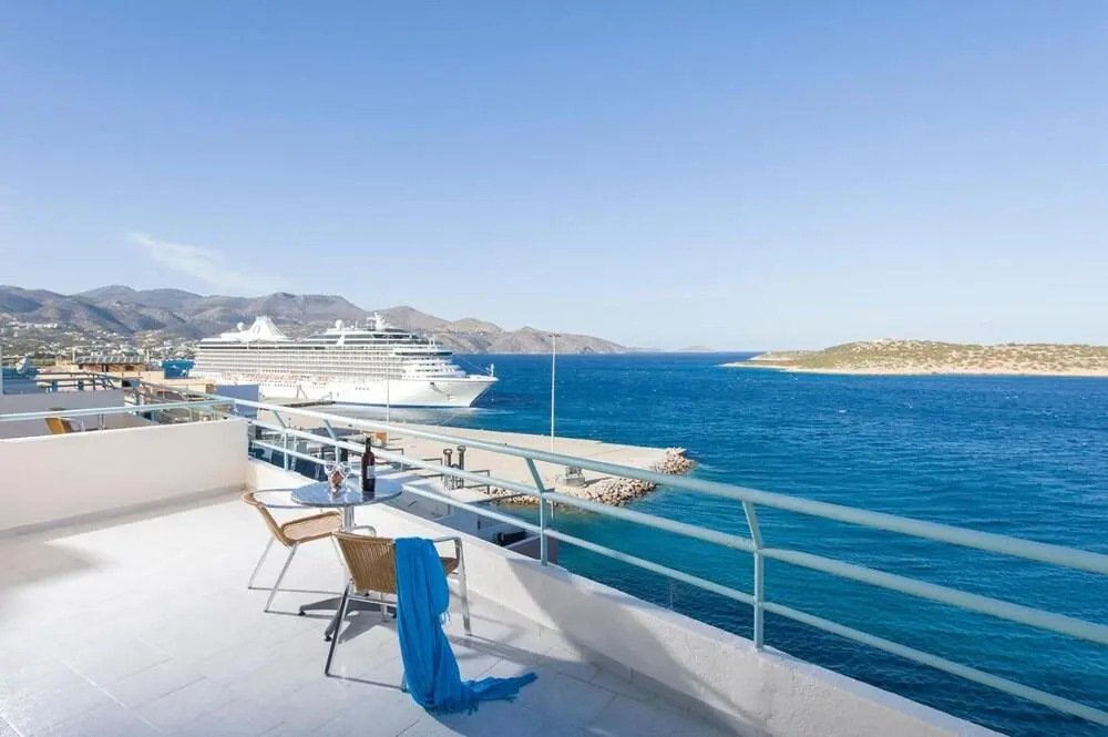 Creta Hotel